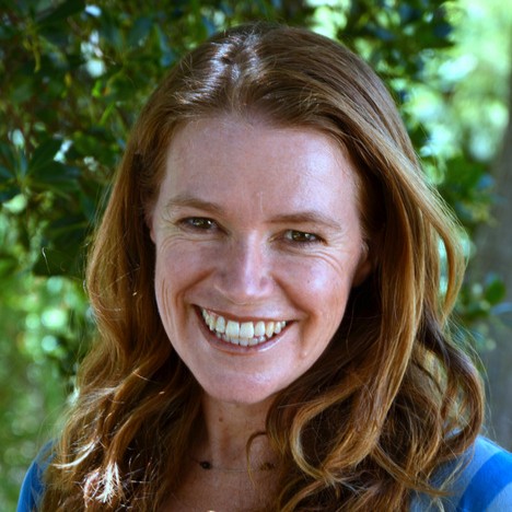 Dr Debbie Saunders